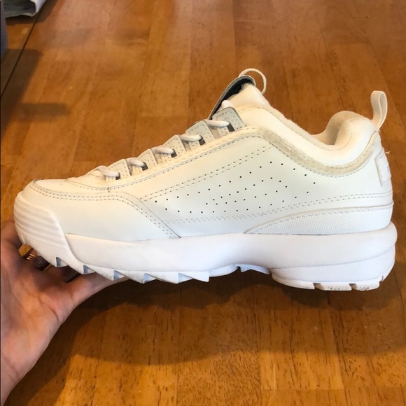 Fila Disruptor 2 - Women’s size 7.5 - Picture 3 of 6